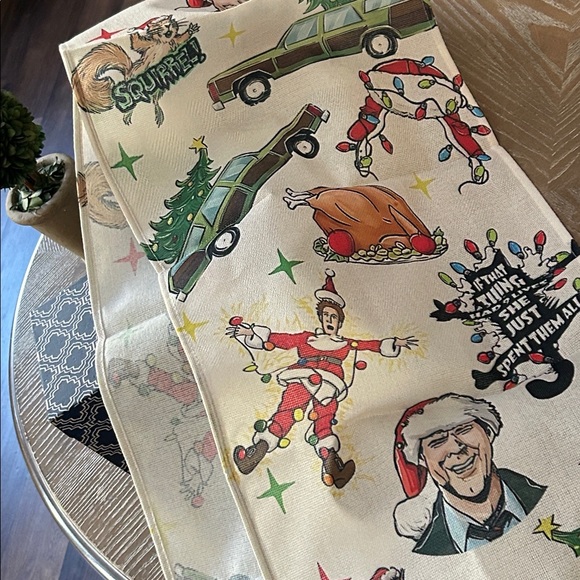 NEW! Christmas Vacation Classic Holiday Movie Linen Table Runner - Picture 4 of 4